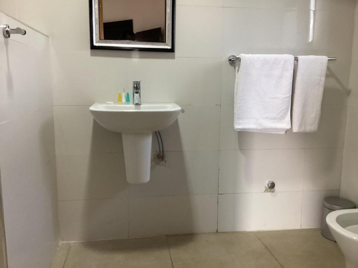 איבאדן Adis Hotels Prime מראה חיצוני תמונה