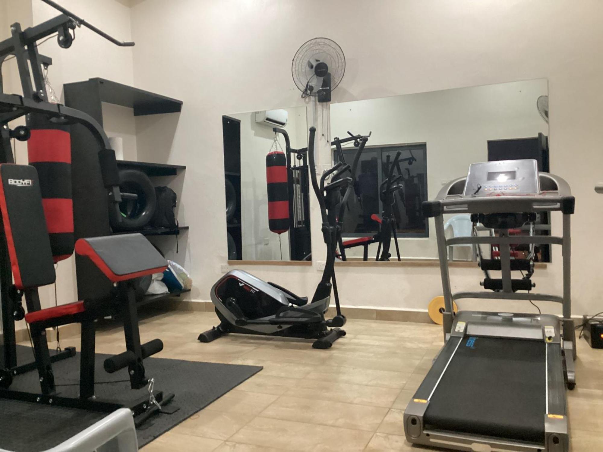 איבאדן Adis Hotels Prime מראה חיצוני תמונה
